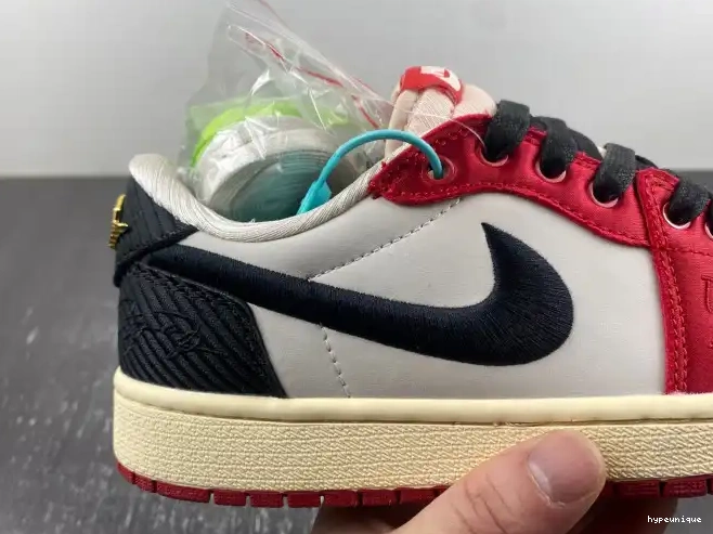 HYPE Room Low x 1 FN0432-017 Trophy Air Jordan OG Home 0622